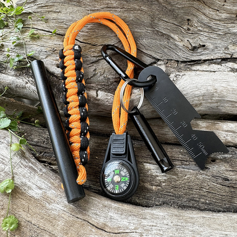 Bear Grylls Survival Fire Star - Ferro Rod Striker review and price