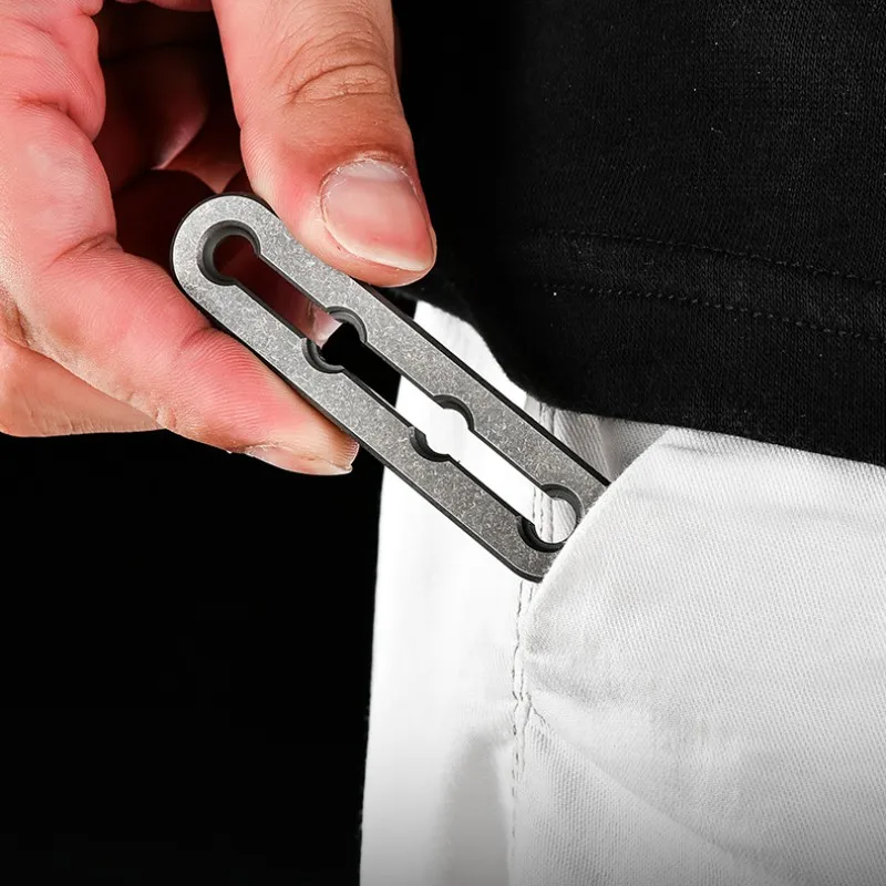 Titanium Alloy Crowbar Keychai - Titanium Pry Bar review and price